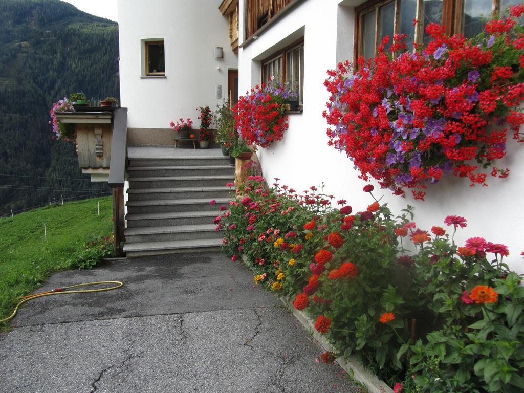 Haus Lentsch Apartment Kaunerberg Luaran gambar